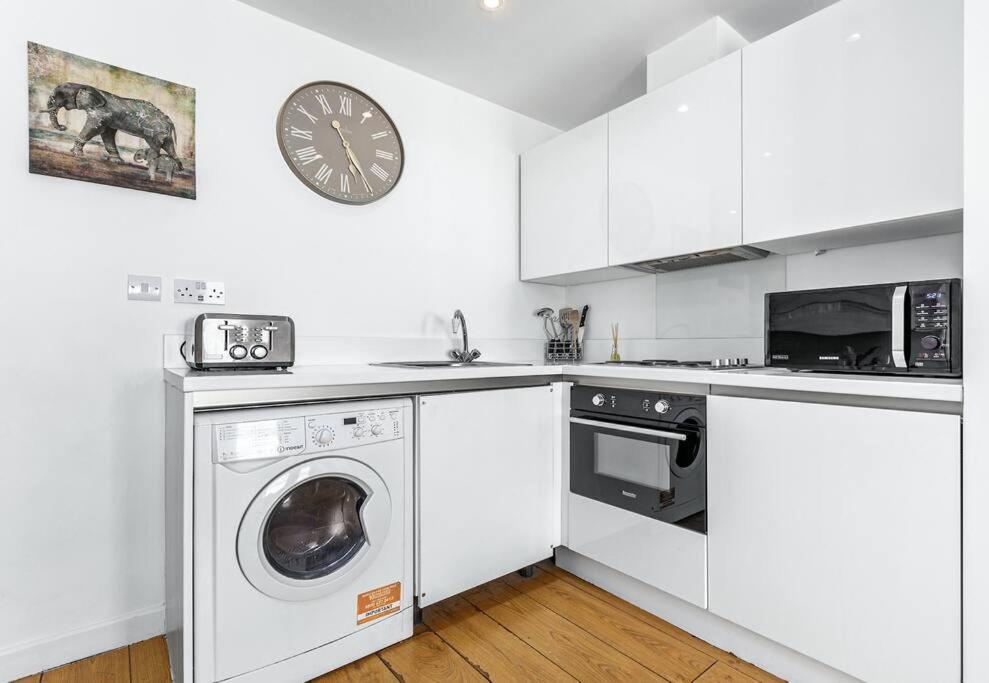Piccadilly Haven, Flat In London Vr12 Leilighet Eksteriør bilde